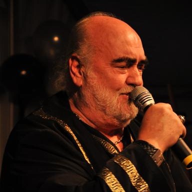 De Demis Roussos Tribute